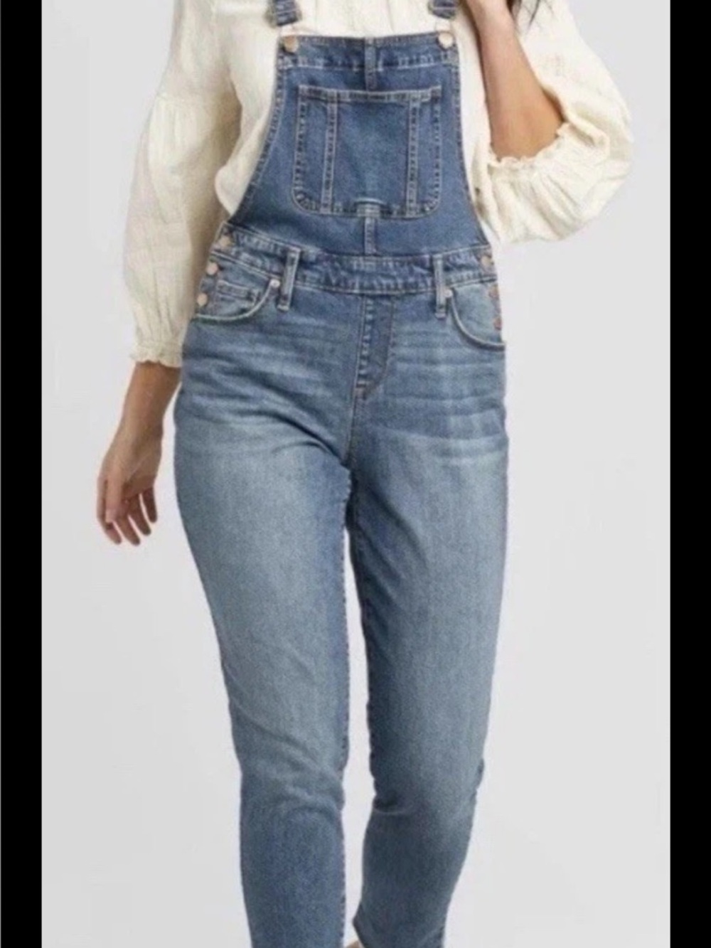 Universal Thread medium Blue raw hem Denim Women's distressed Overalls